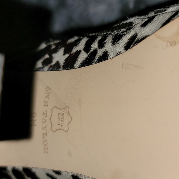 Ann Taylor black and white fur booties - Picture 7 of 8